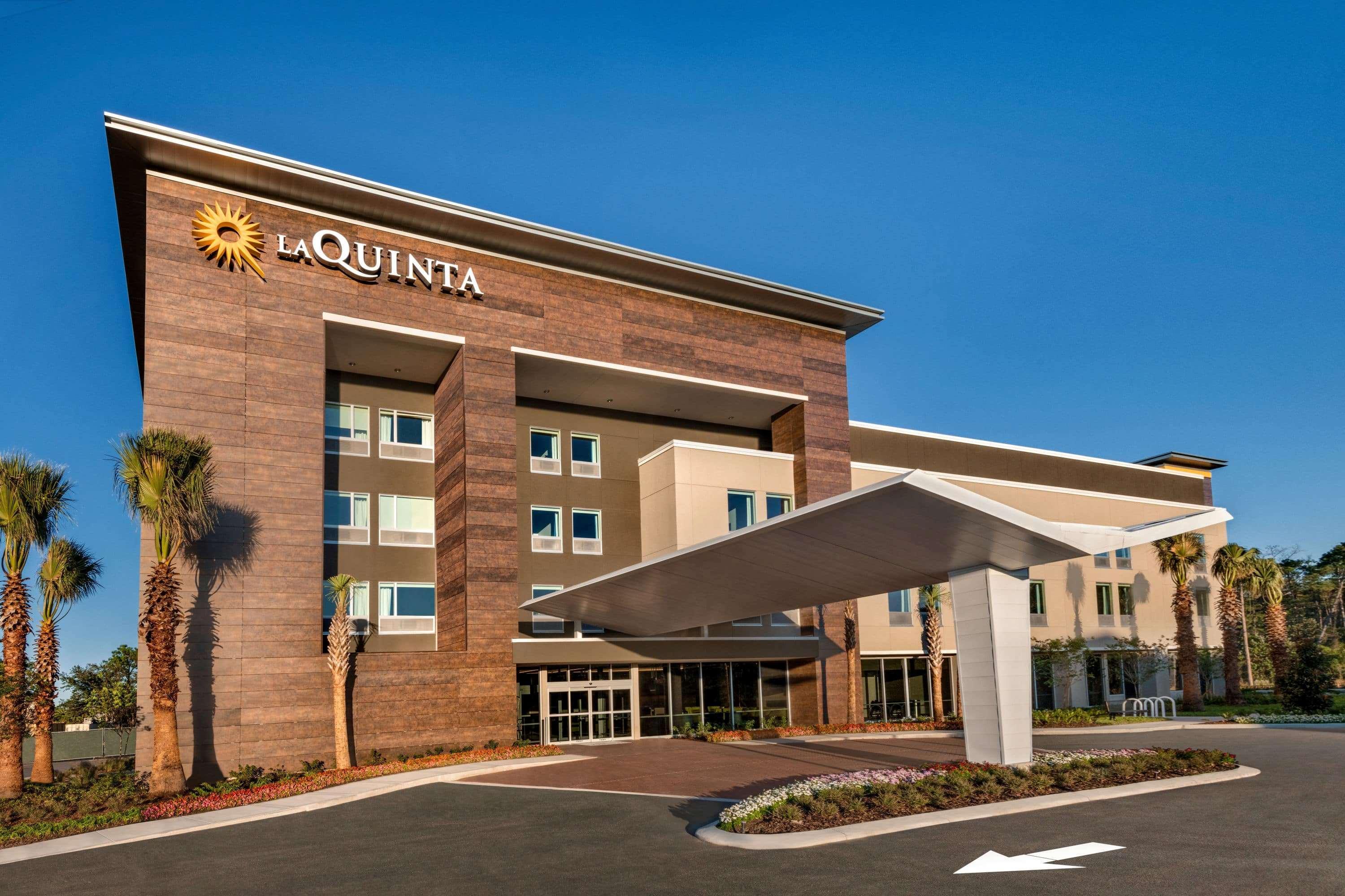 La Quinta Inn & Suites By Wyndham Orlando I-Drive Theme Parks Exterior foto